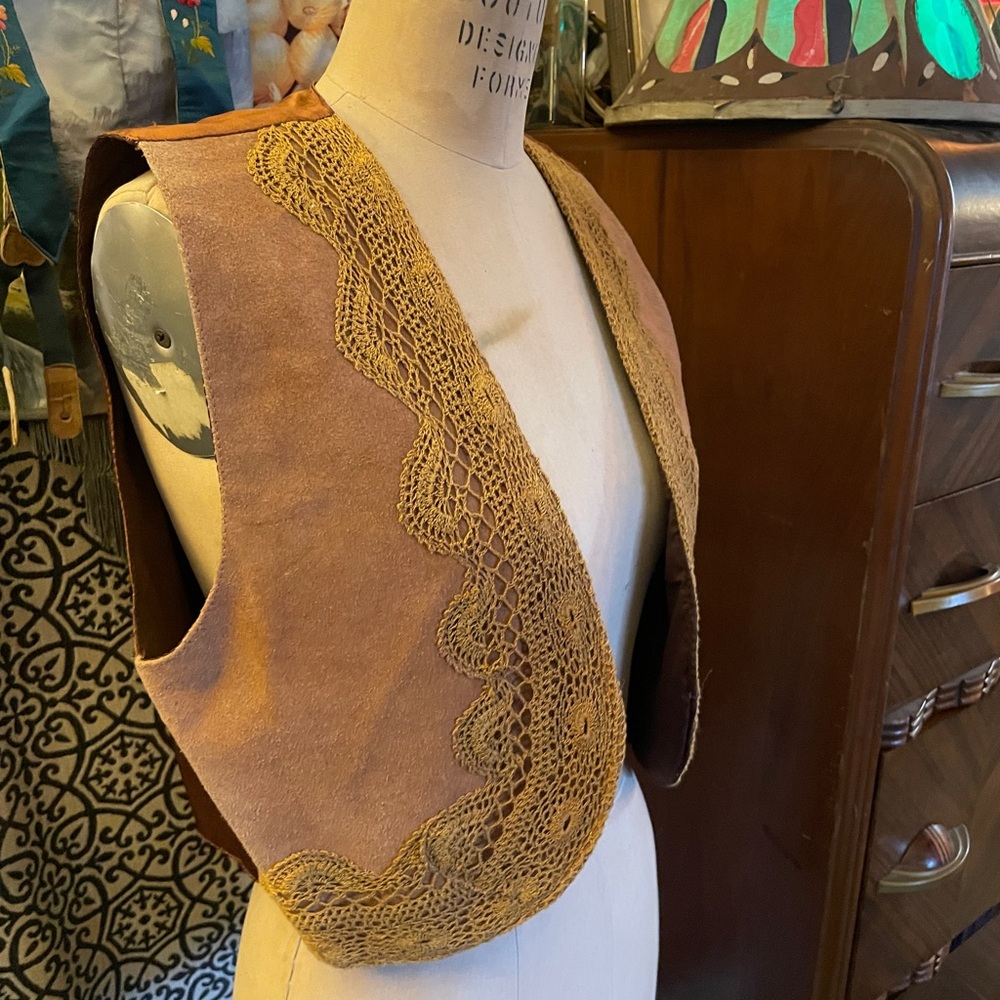 Mona Mode tan suede vintage vest lace cropped like new rare S